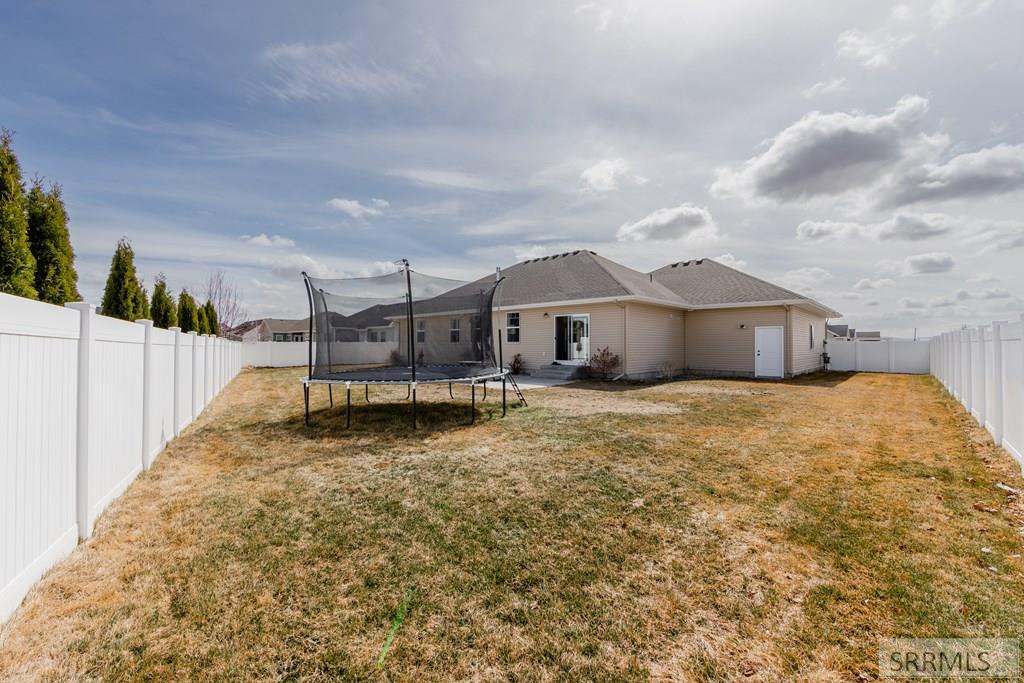 219 Sadona Summit Drive Property Photo 35