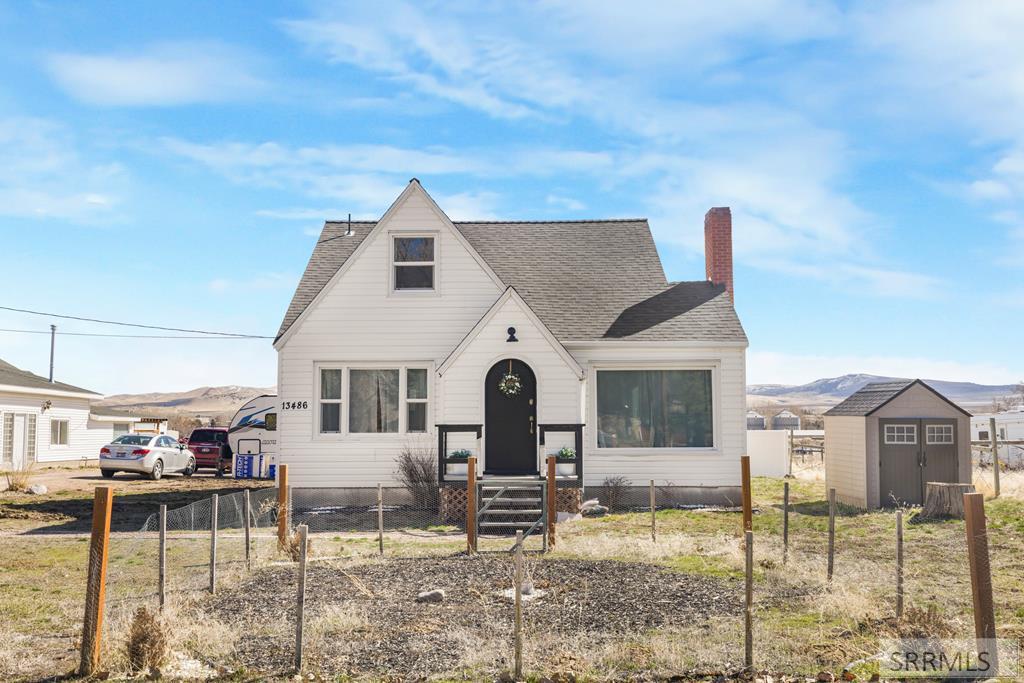 13486 N Yellowstone Hwy Property Photo