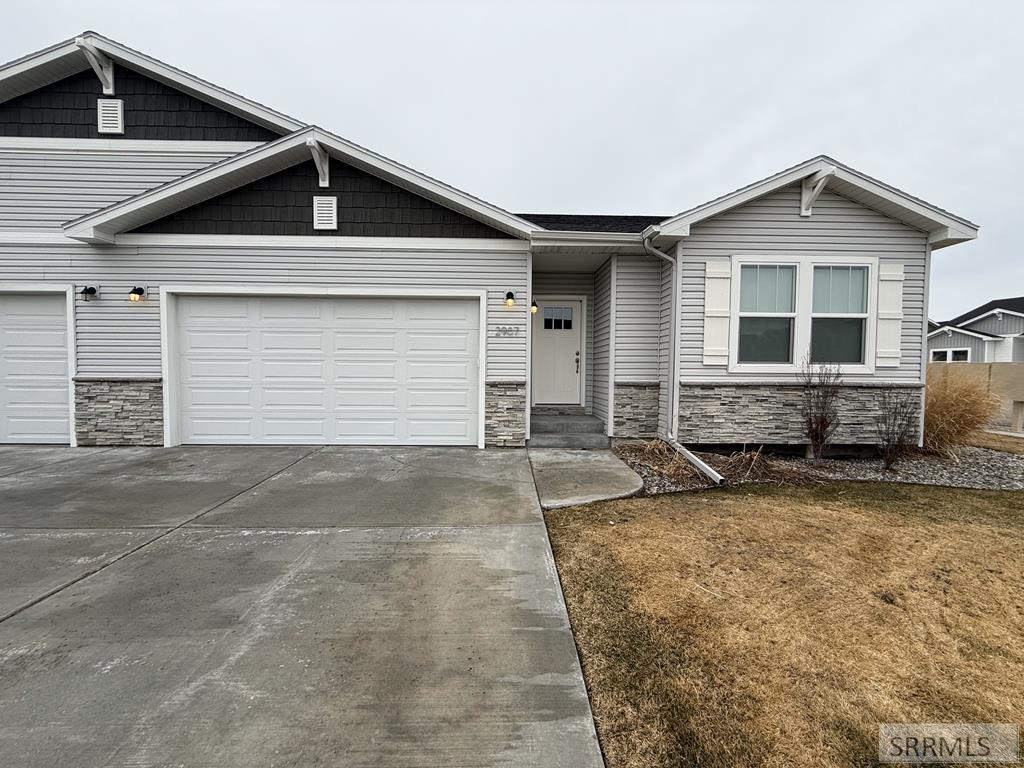 2907 Blackwood Property Photo