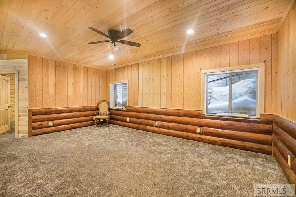 4030 S Salt Lick Loop Road Property Photo 23