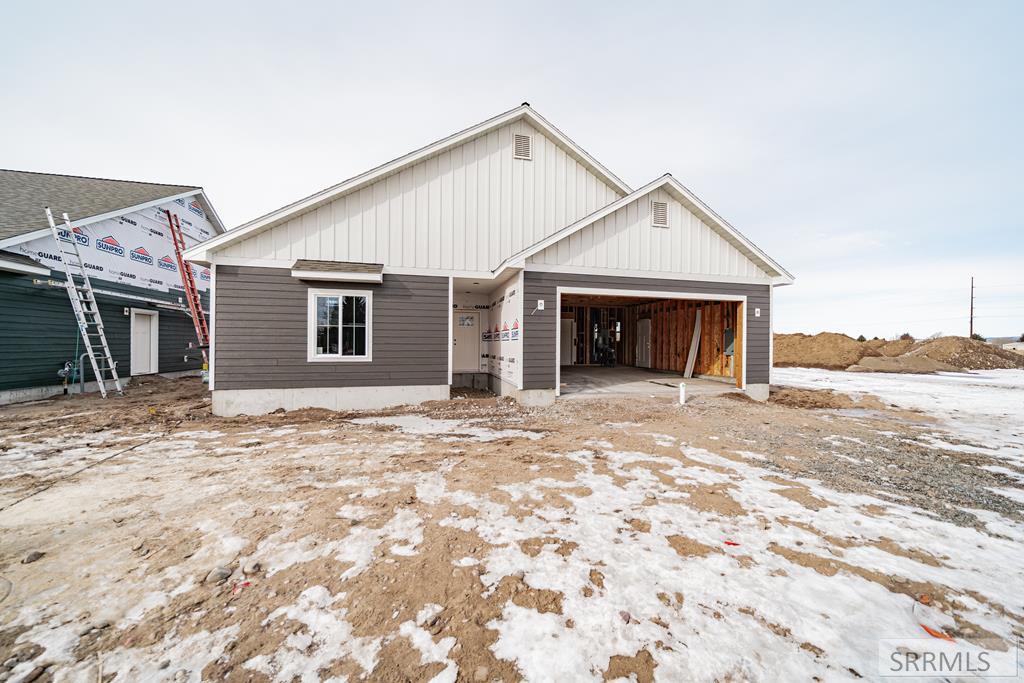 556 Sagebrush Street Property Photo