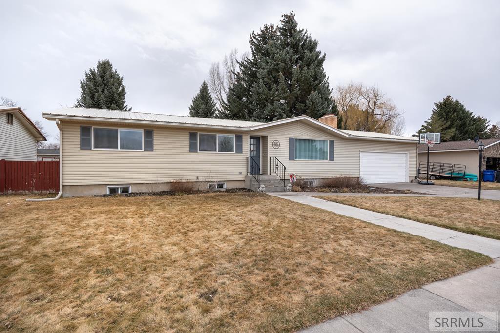 587 Gemini Drive Property Photo