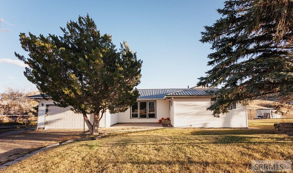24 Thomas Avenue Property Photo