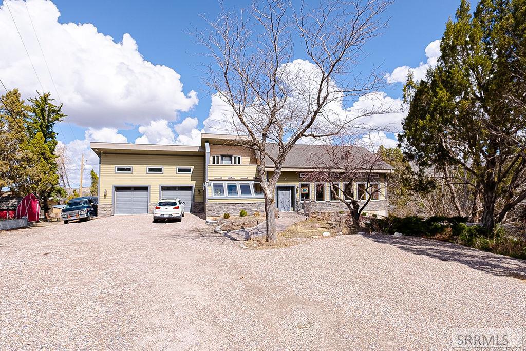 4210 Johnny Creek Road Property Photo