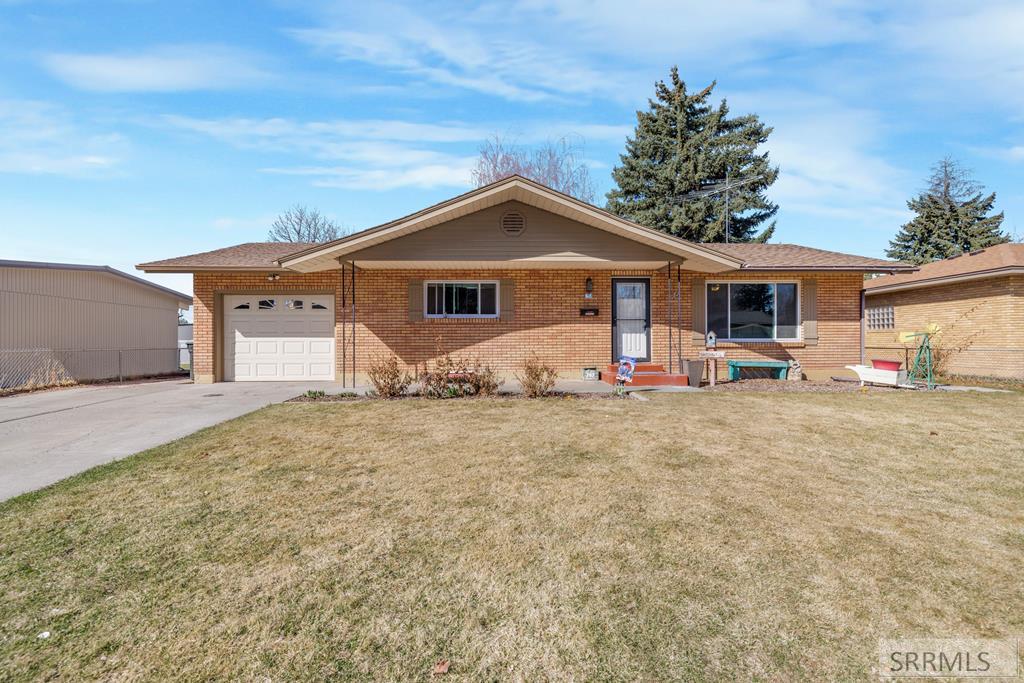 793 Raymond Drive Property Photo