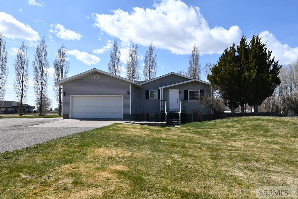 481 N 4000 E Property Photo