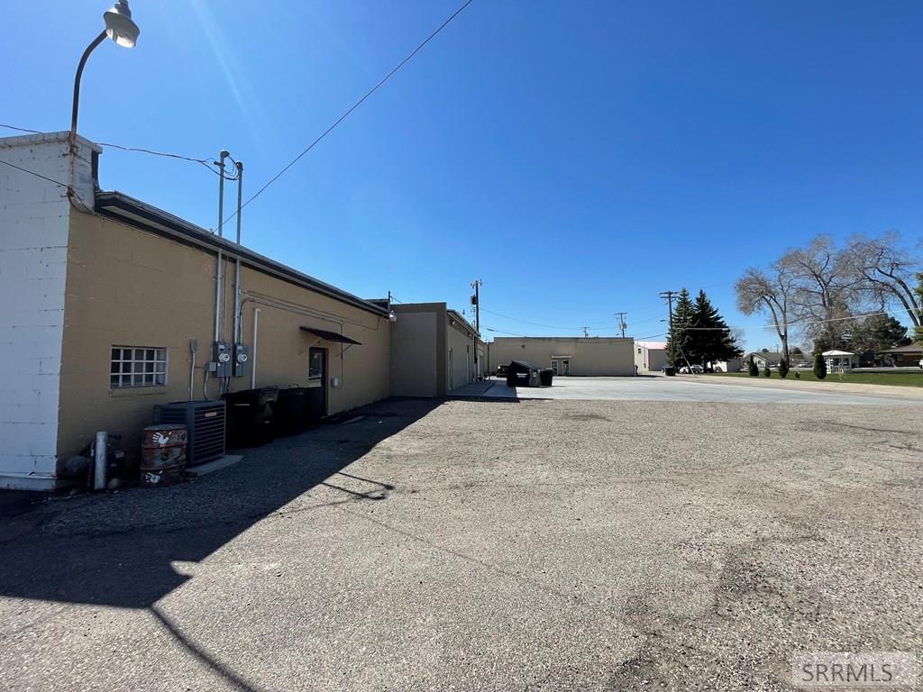 124 S State Street Property Photo 12