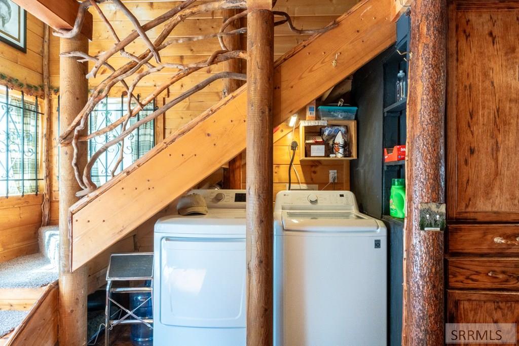 3528 Pine Cone Drive Property Photo 12