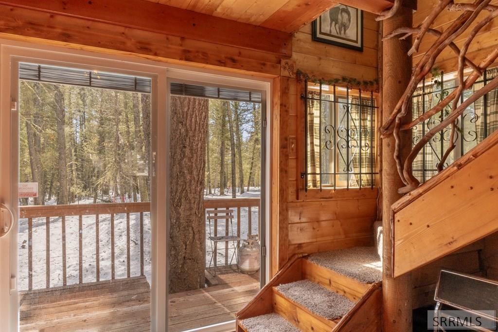 3528 Pine Cone Drive Property Photo 13