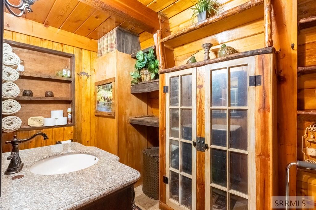 3528 Pine Cone Drive Property Photo 14