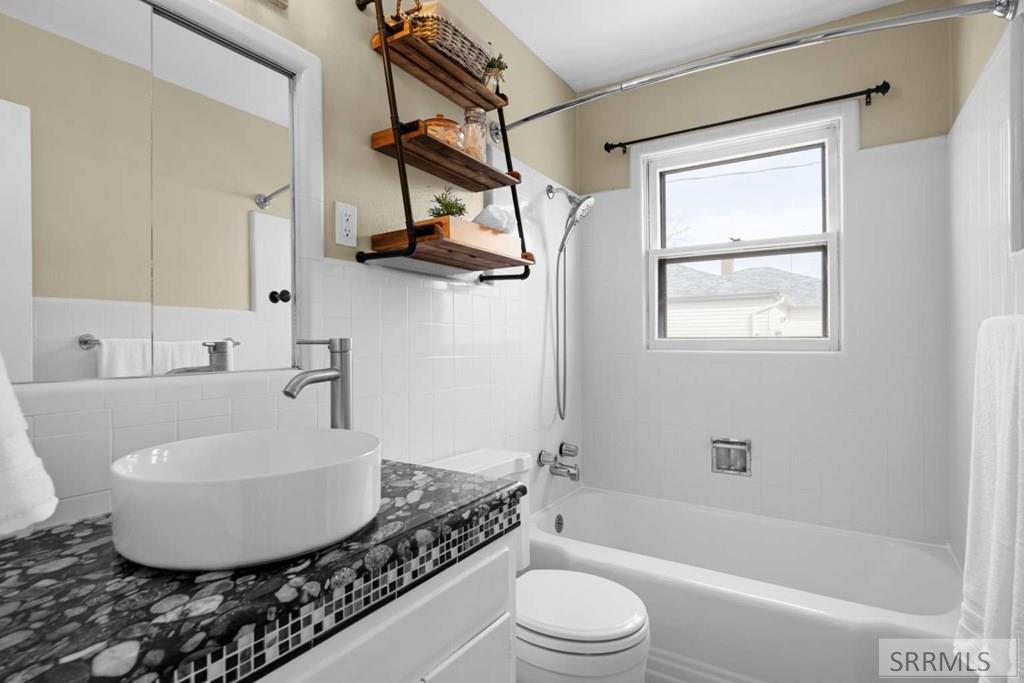 1502 Beverly Road Property Photo 21