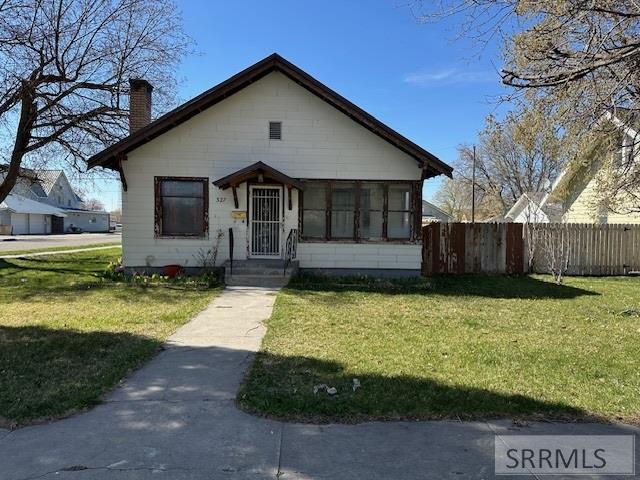 327 N University Avenue Property Photo 1