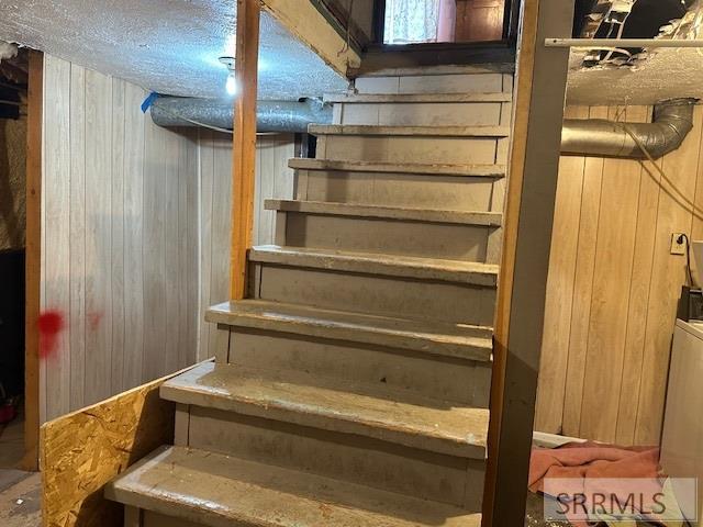 327 N University Avenue Property Photo 22