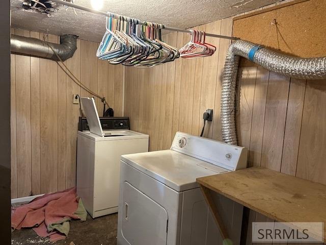 327 N University Avenue Property Photo 23