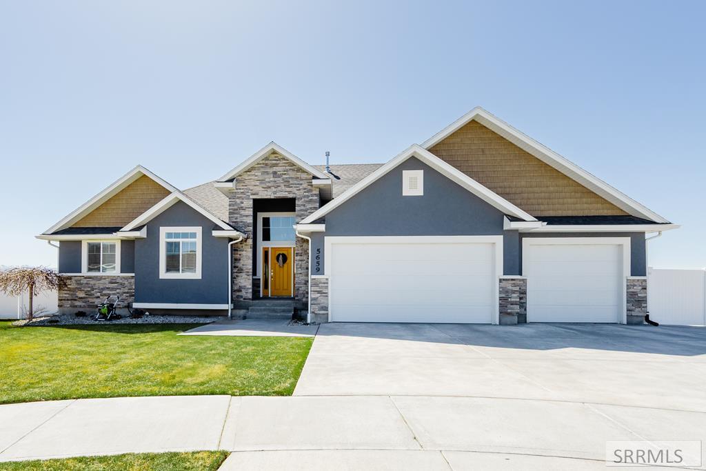 5659 Jolyn Way Property Photo