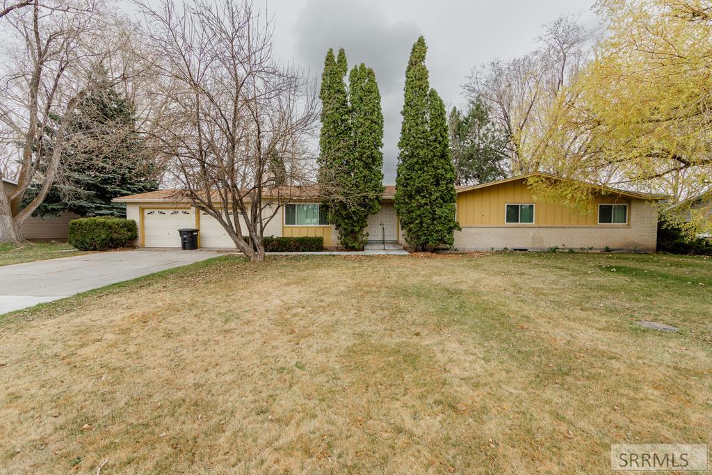 2100 Heather Lane Property Photo