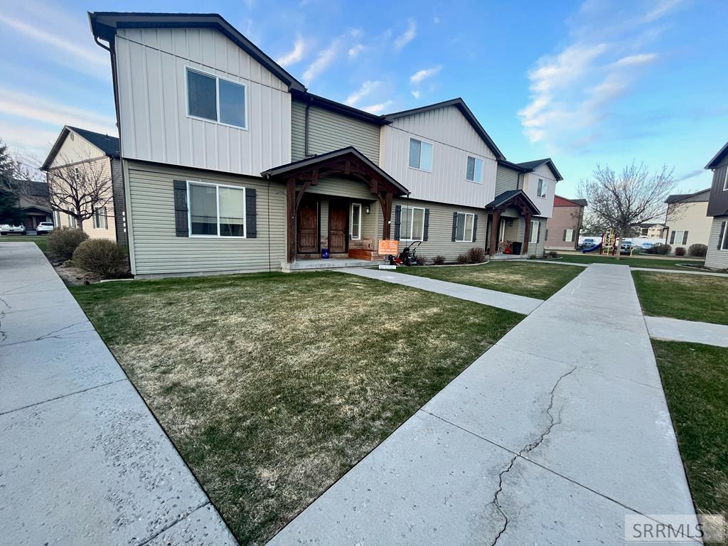 463 Countryside Avenue Property Photo