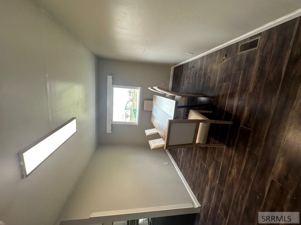 10877 N 44 E Property Photo 5