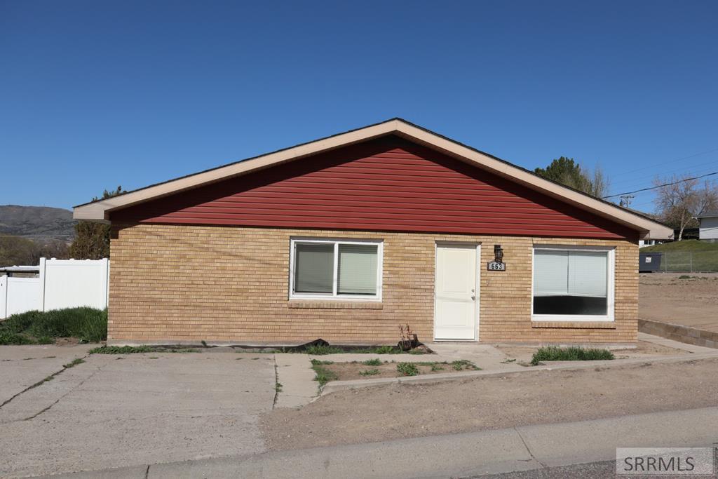 663 Franklin Property Photo