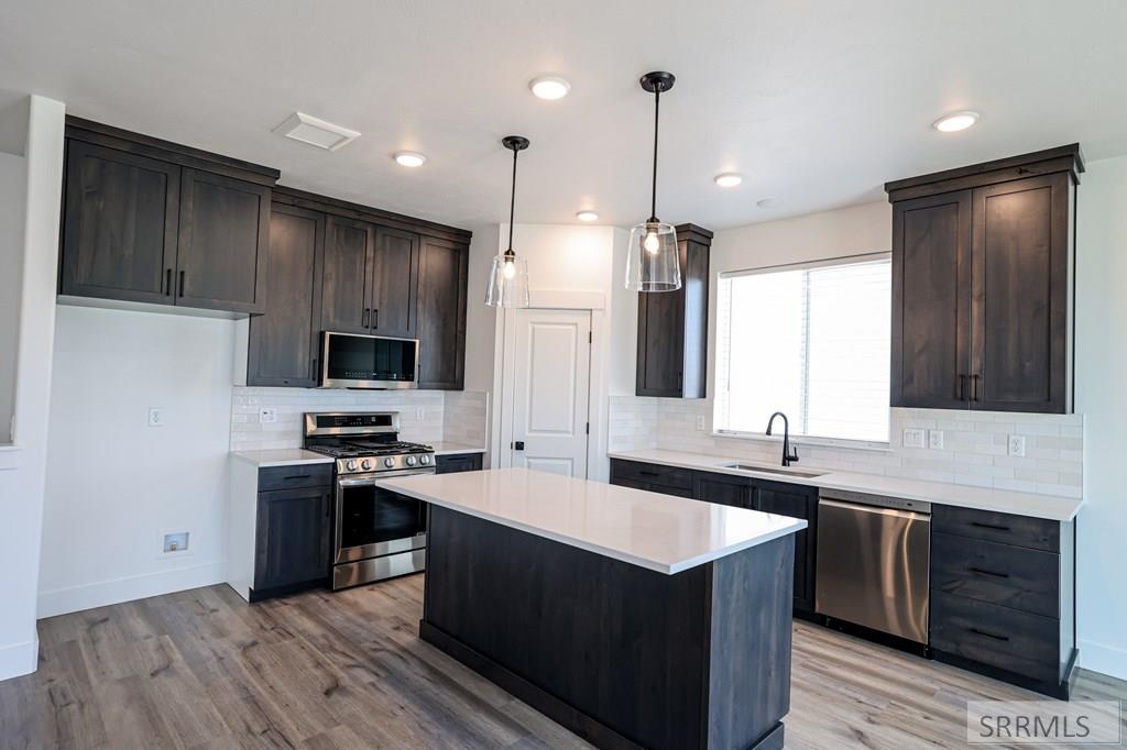 1156 Sharra Avenue Property Photo 4