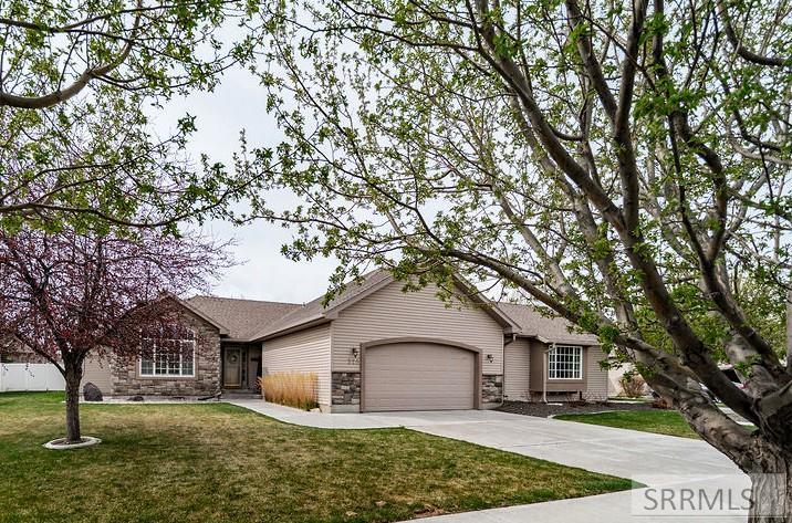 325 Tapitio Drive Property Photo