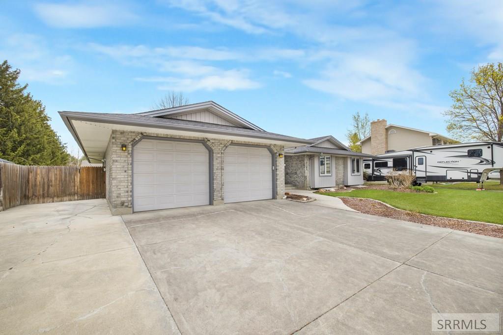 3185 Sunnybrook Lane Property Photo