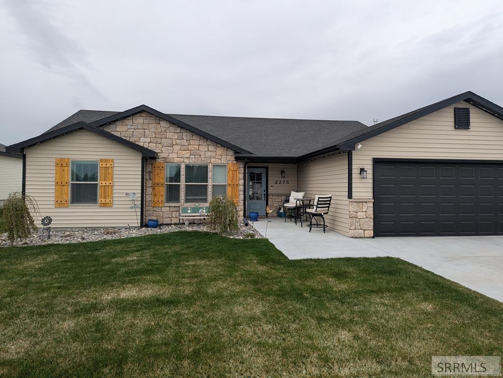 2275 Coopers Way Property Photo