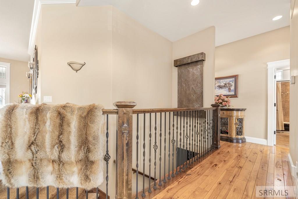 6111 Bay Hill Drive Property Photo 35