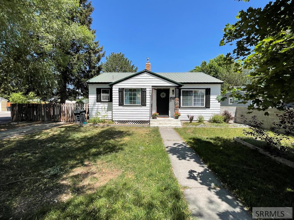 1005 11th Street Property Photo 1