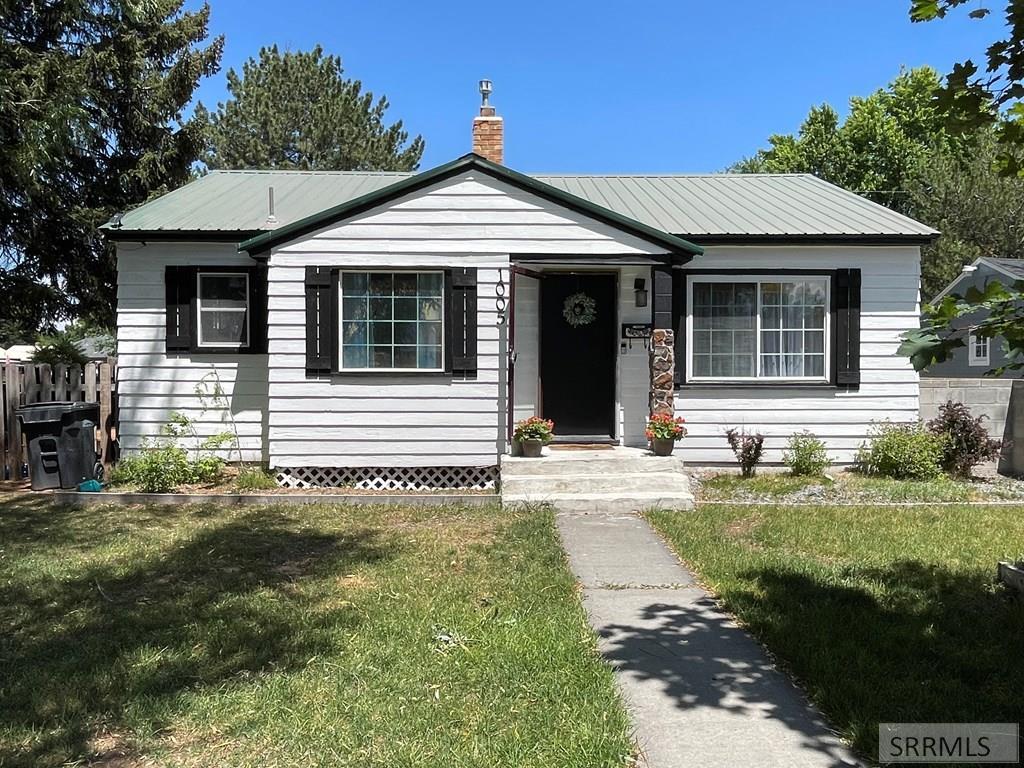 1005 11th Street Property Photo 1