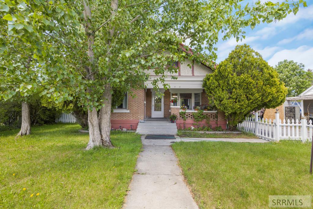 456 S Park Avenue Property Photo 1