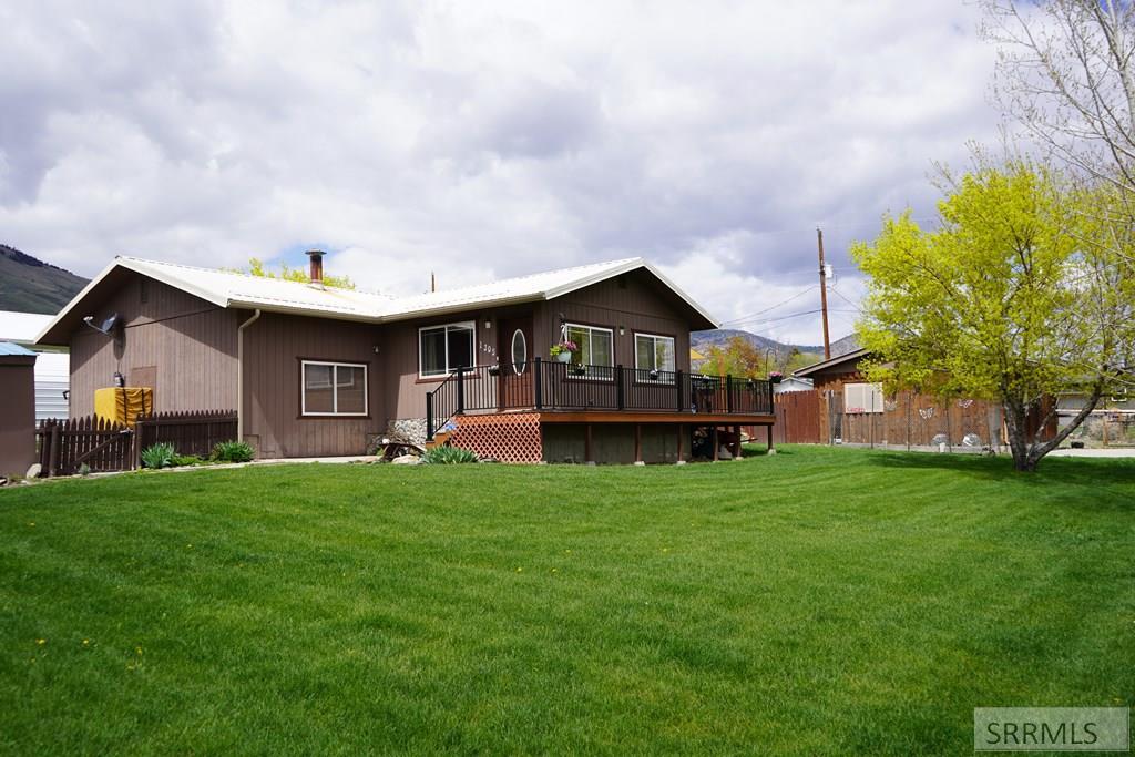 1305 Leadore Avenue Property Photo 1