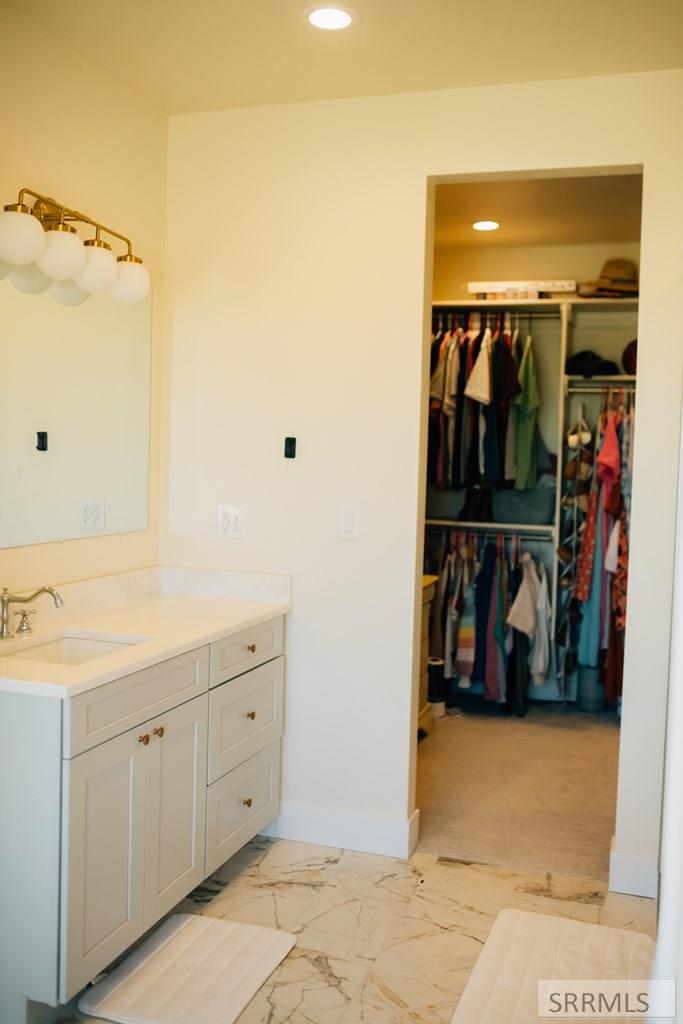 1423 N 950 E Property Photo 24