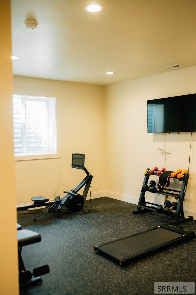 1423 N 950 E Property Photo 37