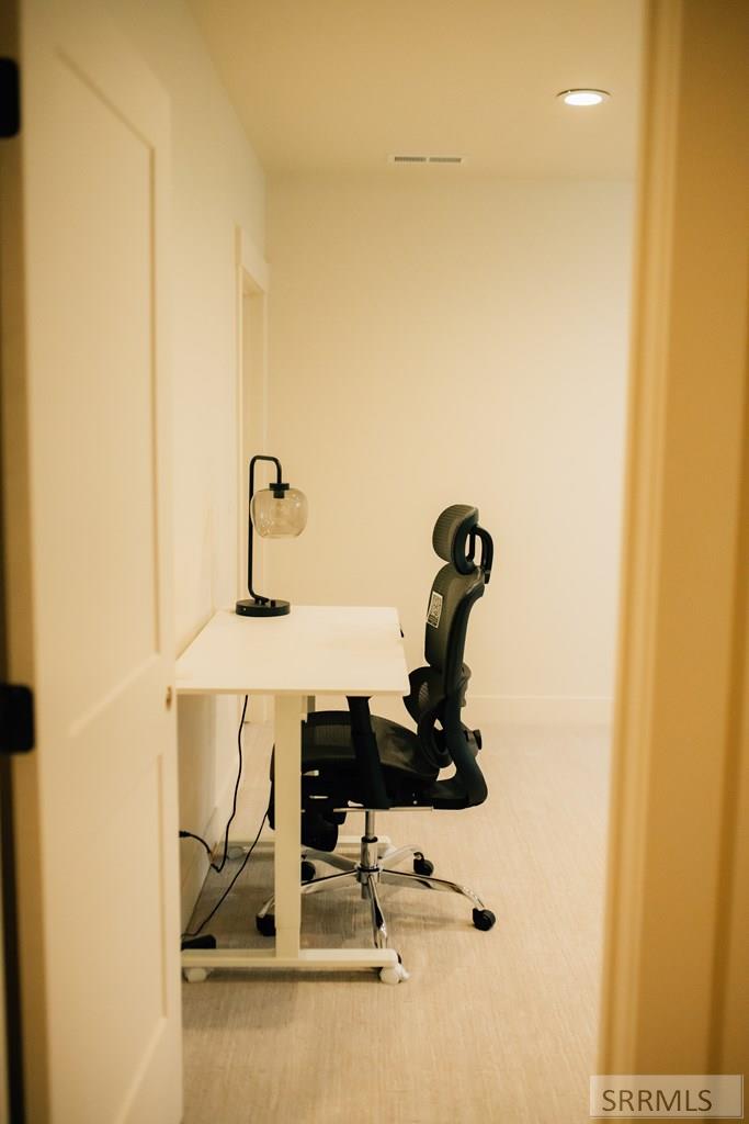 1423 N 950 E Property Photo 40