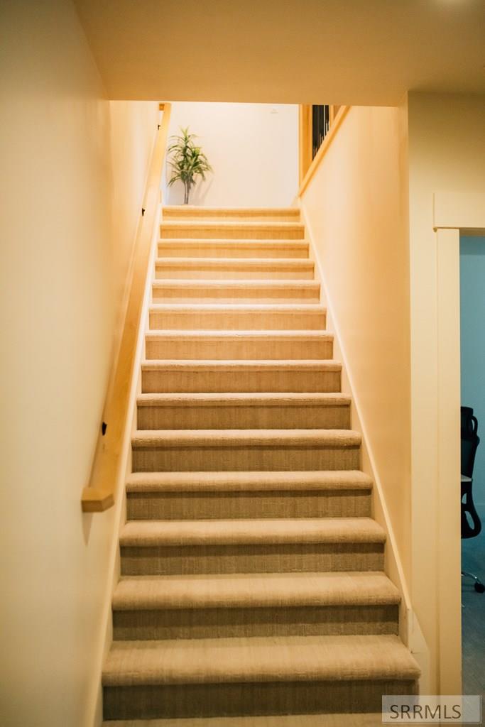 1423 N 950 E Property Photo 43