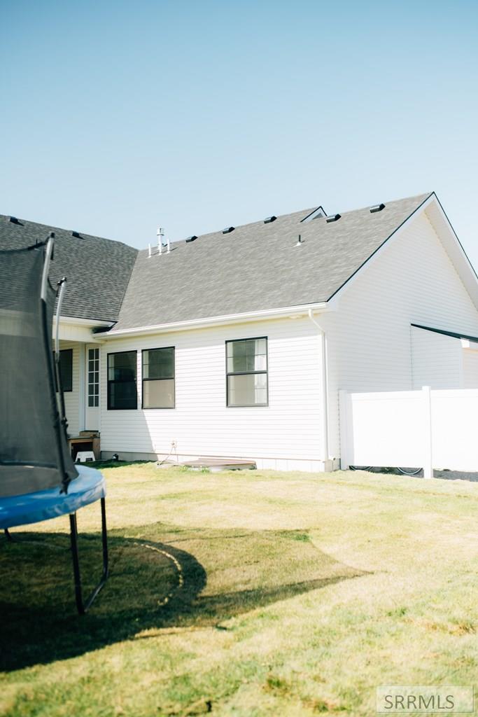 1423 N 950 E Property Photo 54