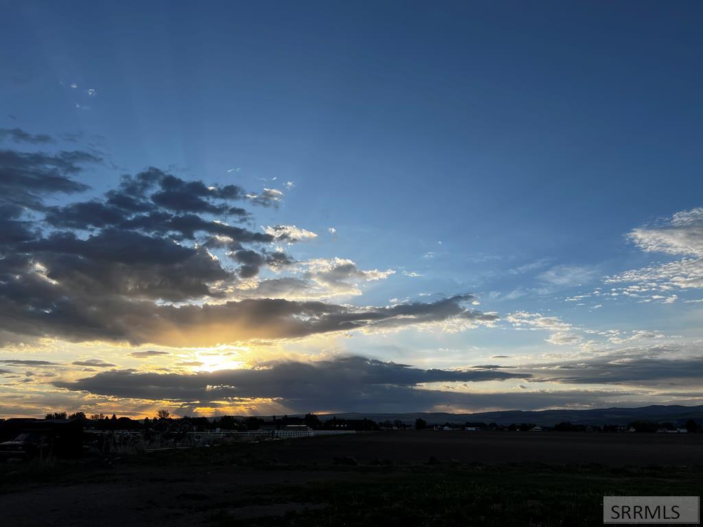 1423 N 950 E Property Photo 63