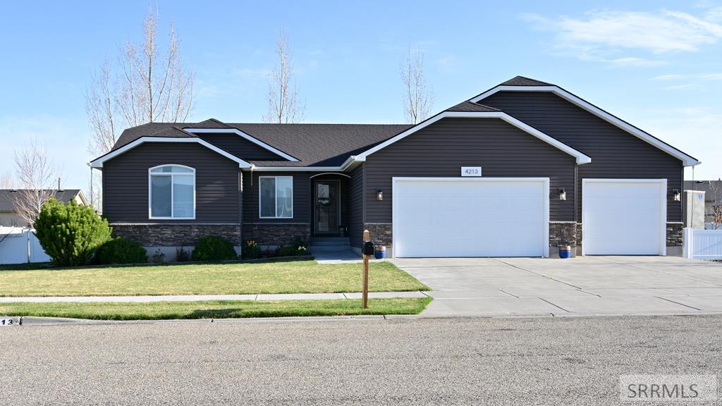 4213 Barton Lane Property Photo