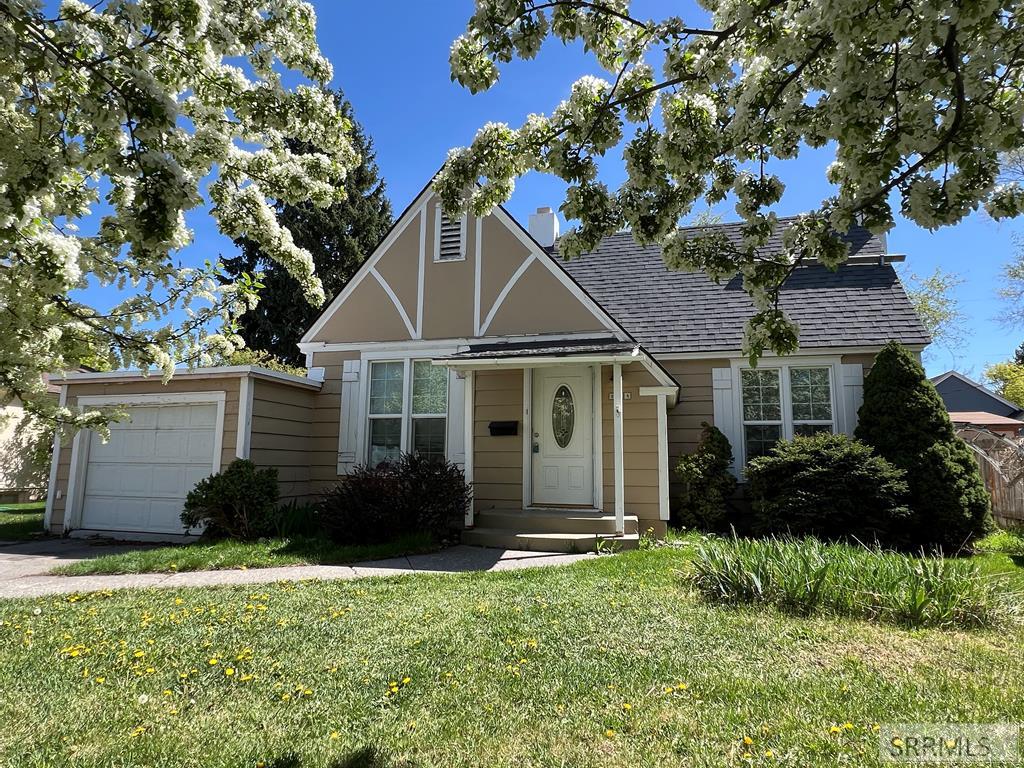234 8th Street Property Photo 1