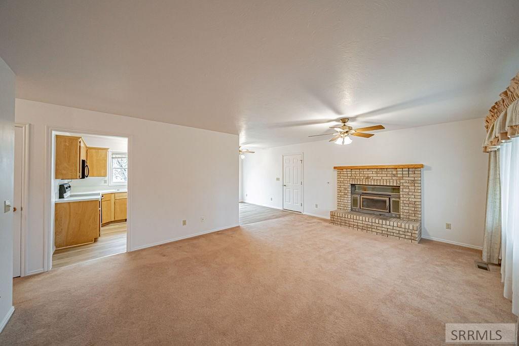 7574 S 45th W Property Photo 13