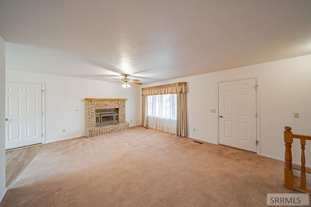 7574 S 45th W Property Photo 15