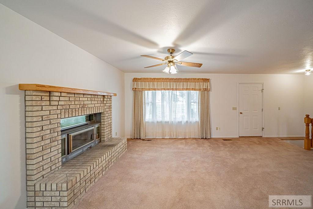 7574 S 45th W Property Photo 16