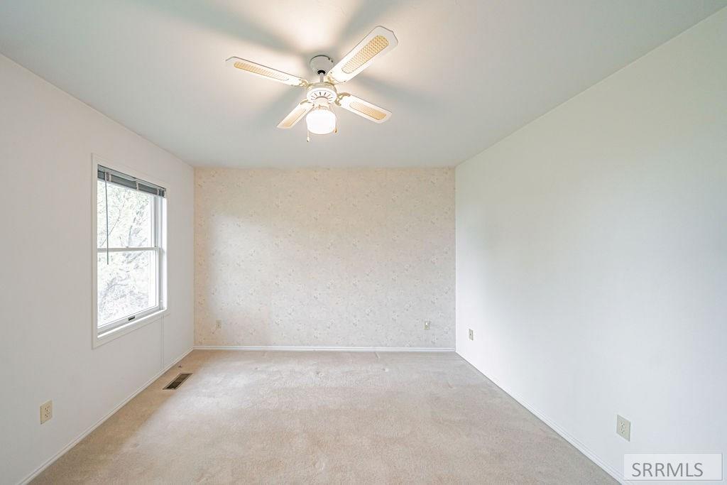 7574 S 45th W Property Photo 18