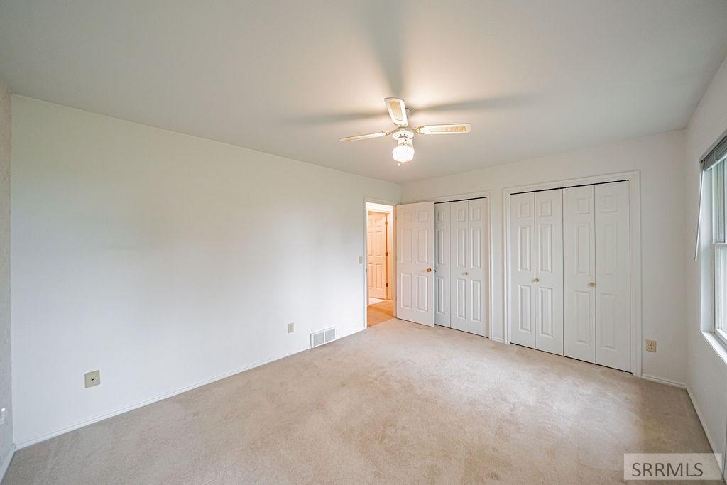 7574 S 45th W Property Photo 20