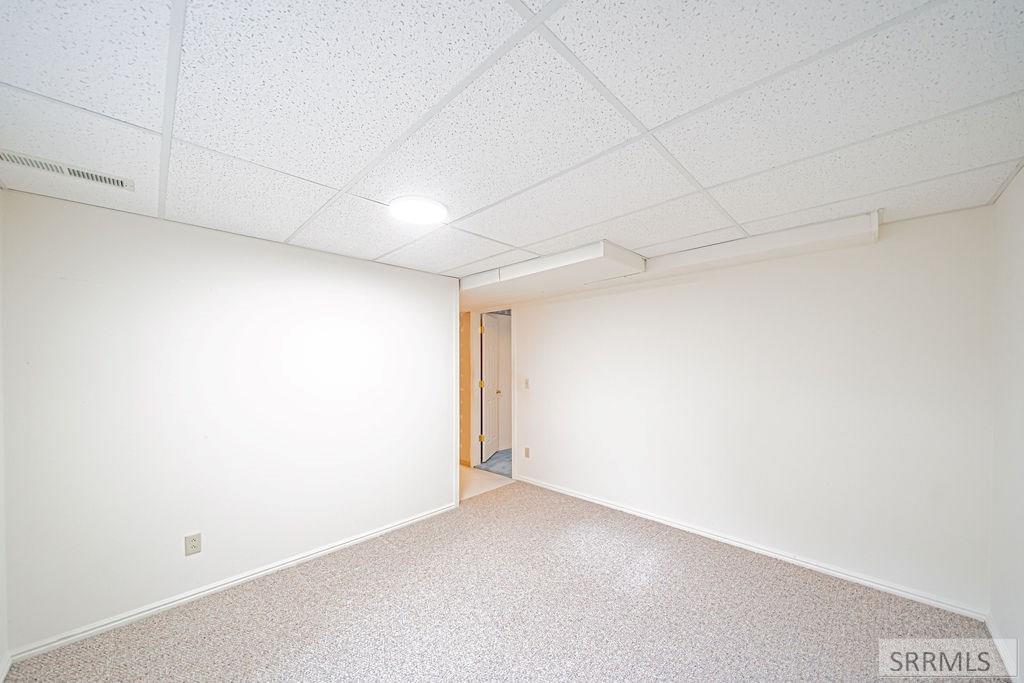 7574 S 45th W Property Photo 32