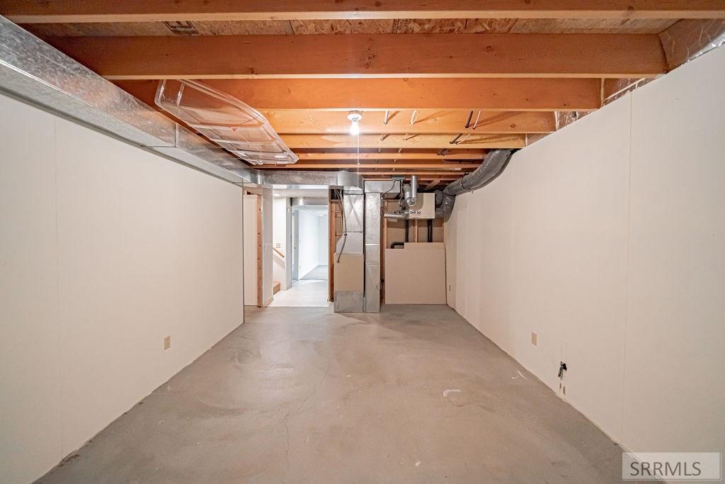 7574 S 45th W Property Photo 36