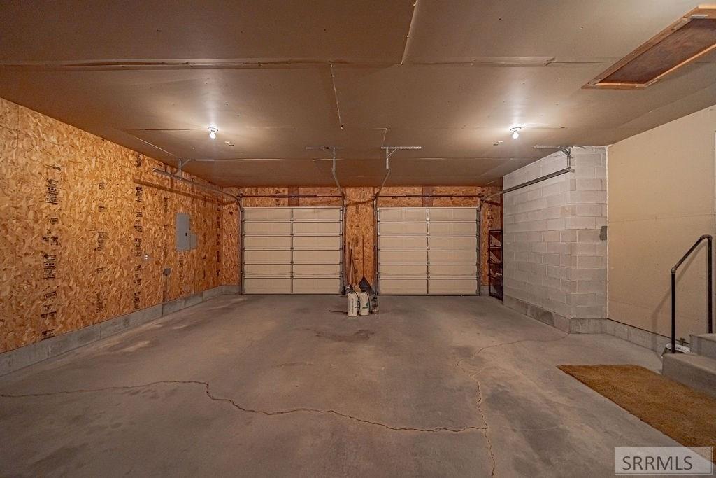 7574 S 45th W Property Photo 42