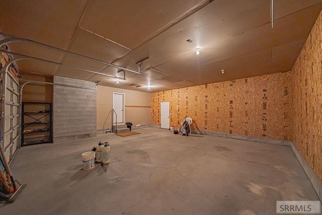 7574 S 45th W Property Photo 43