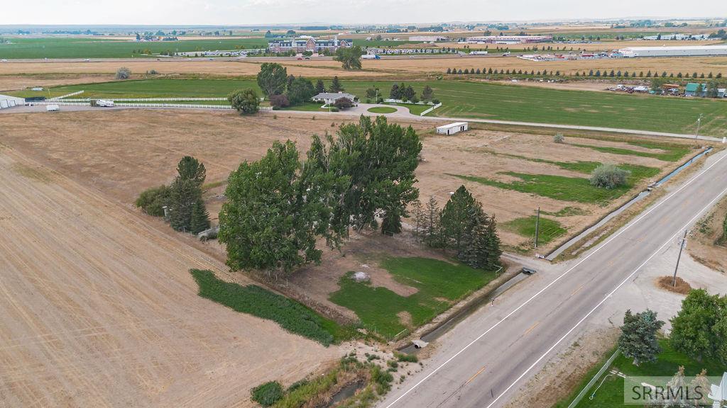 7574 S 45th W Property Photo 66